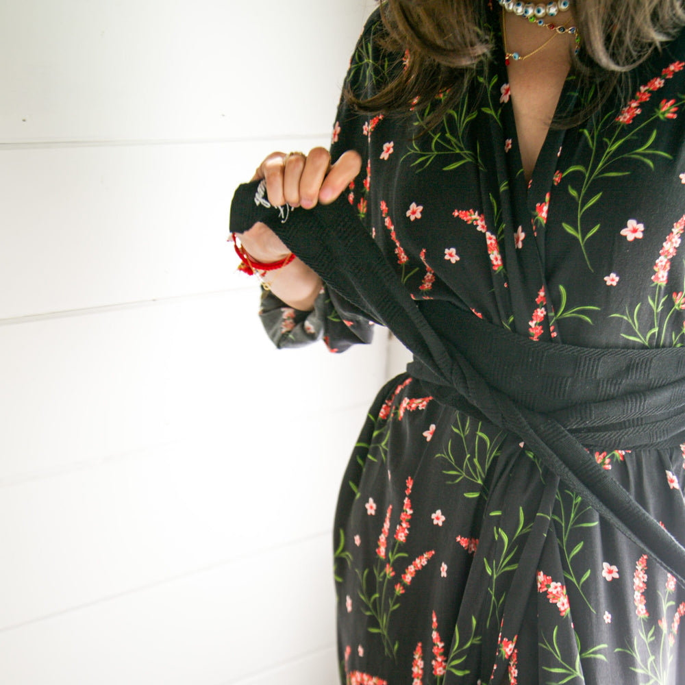 
                  
                    Delicate Floral Robe Long or Short - Sunday Forever
                  
                